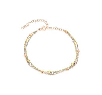 Bracelet femme à triple chaîne : Un modèle tendance